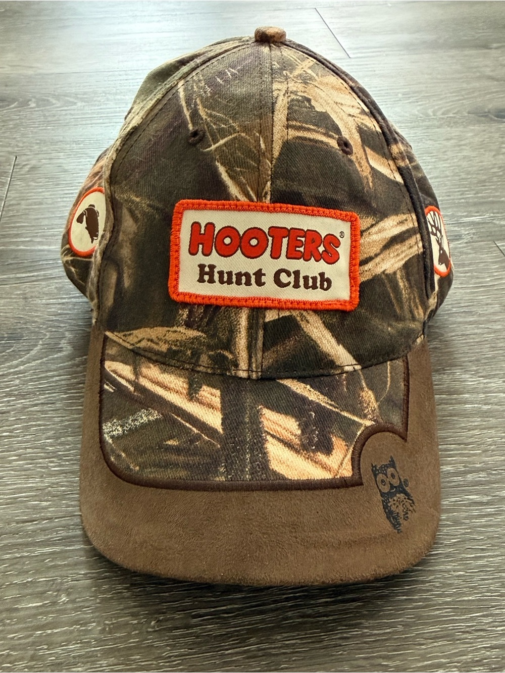 Hooters Hat